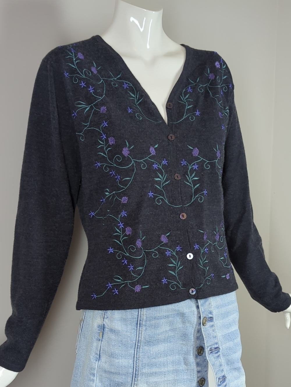 Vintage Northern Traditions Women's Cardigan Embroidered Floral Size Small - Picture 5 of 7